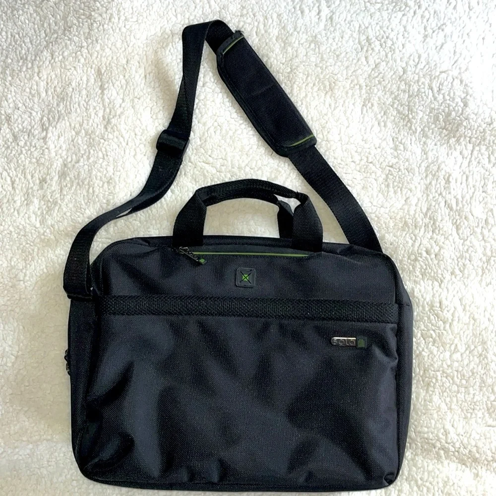 Solo laptop/tablet briefcase